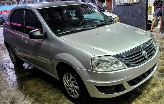RENAULT LOGAN 1.0 EXPRESSION 16V FLEX 4P MANUAL RENAULT LOGAN 1.0 EXPRESSION 16V FLEX 4P MANUAL